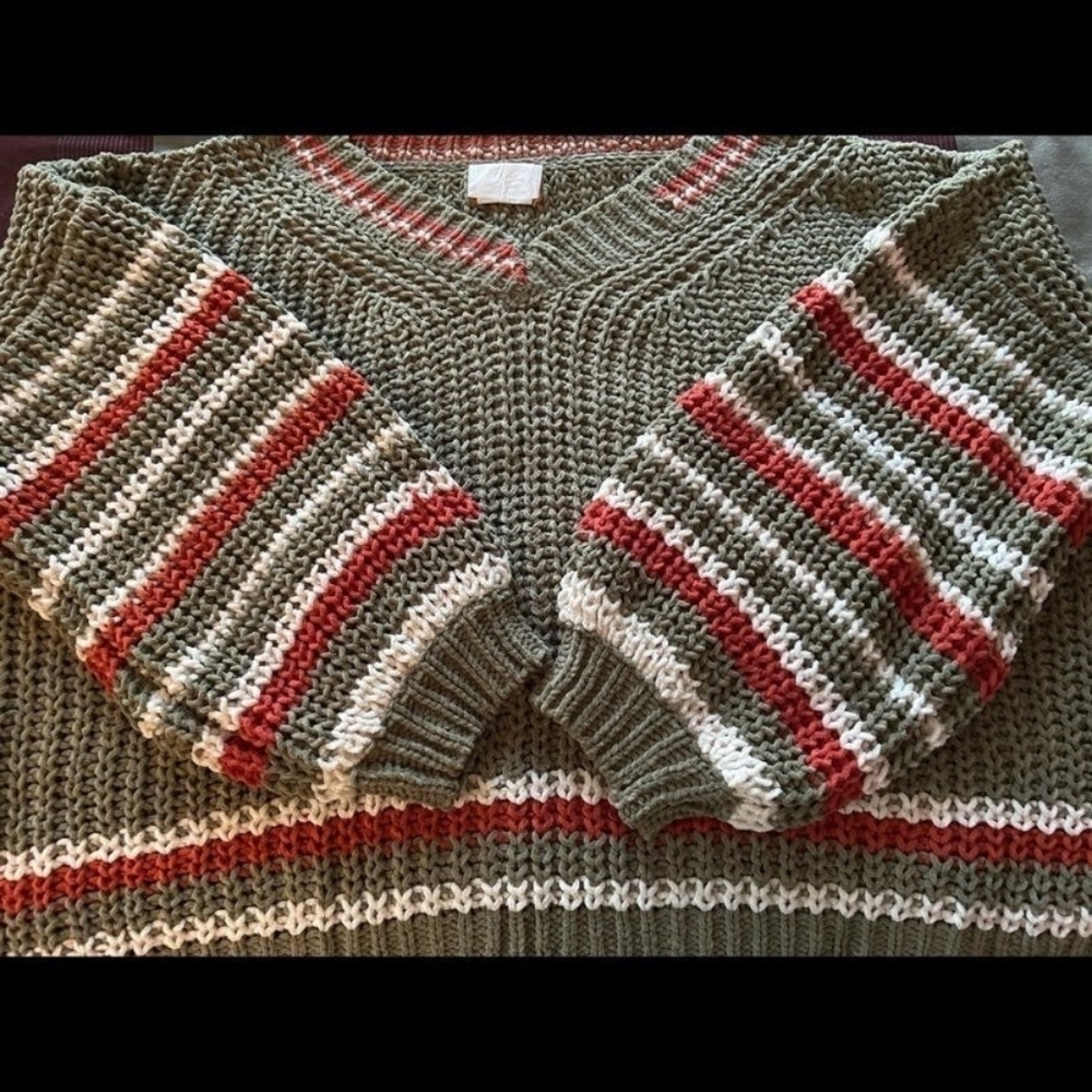 POL oversized Chenille Knit Olive Sweater - Picture 2 of 3
